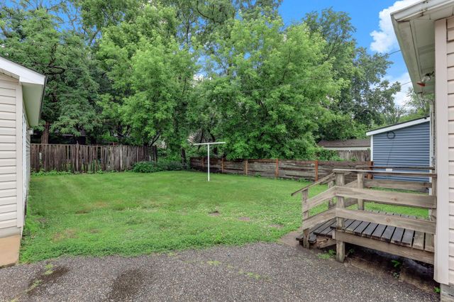 81 Manitoba Avenue, Saint Paul, MN 55117