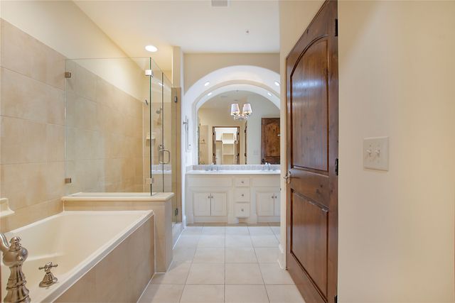 2510 N Henderson 17, Dallas, TX 75206