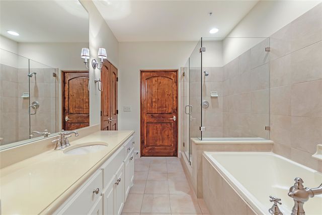 2510 N Henderson 17, Dallas, TX 75206