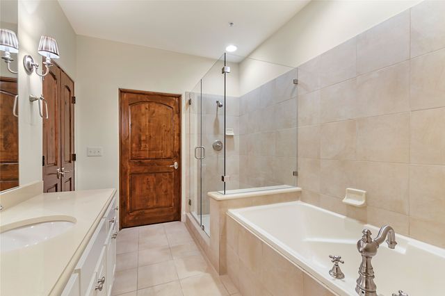 2510 N Henderson 17, Dallas, TX 75206