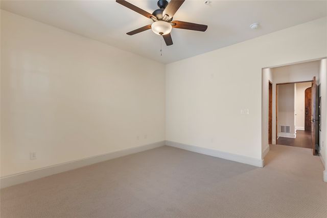2510 N Henderson 17, Dallas, TX 75206