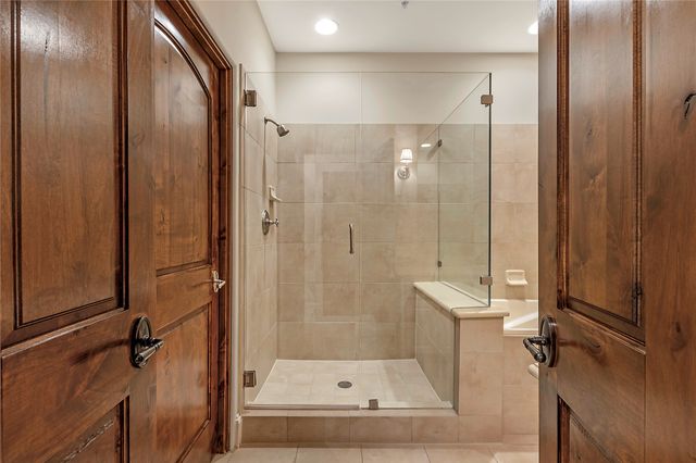 2510 N Henderson 17, Dallas, TX 75206