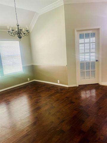 6704 Kevincrest Drive, Pearland, TX 77584