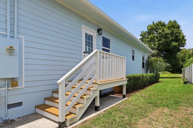 18066 Limestone Creek Road, Jupiter, FL 33458