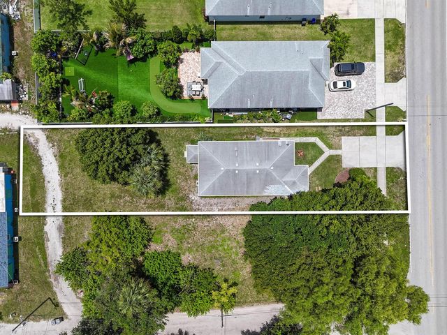 18066 Limestone Creek Road, Jupiter, FL 33458