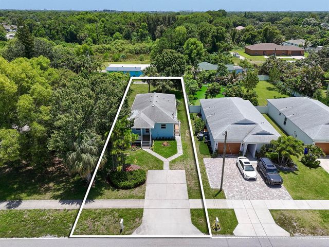18066 Limestone Creek Road, Jupiter, FL 33458