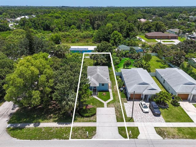 18066 Limestone Creek Road, Jupiter, FL 33458