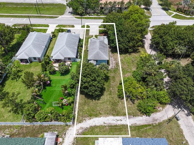 18066 Limestone Creek Road, Jupiter, FL 33458