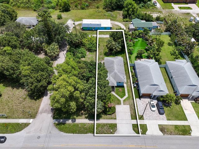 18066 Limestone Creek Road, Jupiter, FL 33458