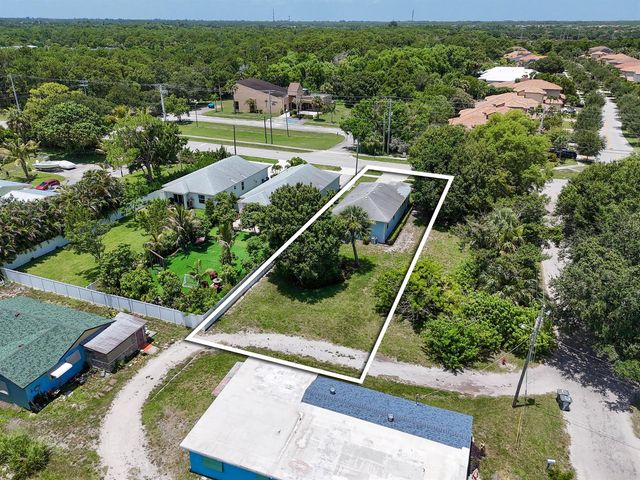 18066 Limestone Creek Road, Jupiter, FL 33458