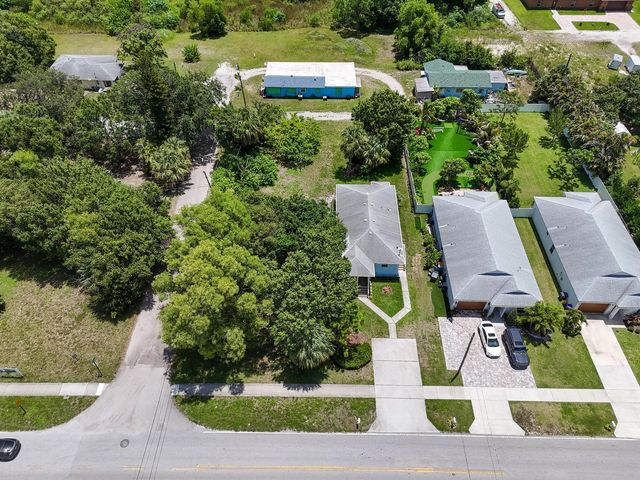 18066 Limestone Creek Road, Jupiter, FL 33458