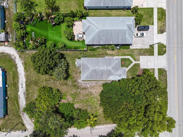18066 Limestone Creek Road, Jupiter, FL 33458