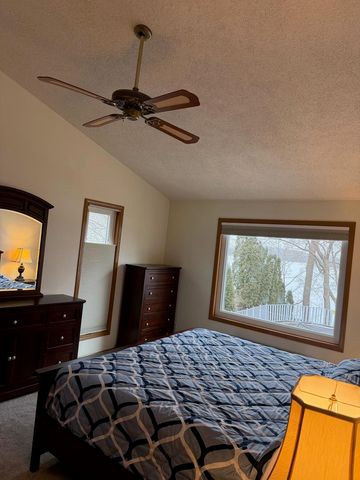 1549 Lake Holiday Drive, Sandwich, IL 60548