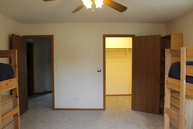 1549 Lake Holiday Drive, Sandwich, IL 60548