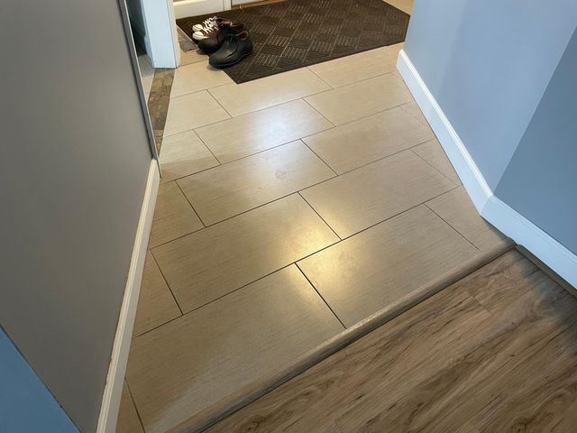 6817 29th Street N, Oakdale, MN 55128