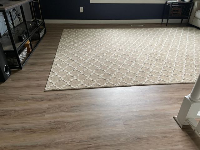 6817 29th Street N, Oakdale, MN 55128