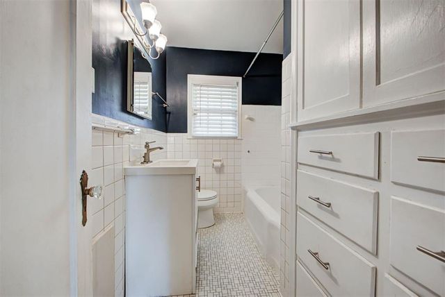 2233 NW 27th Street, Oklahoma City, OK 73107