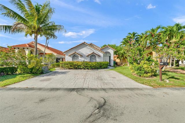 15311 SW 52nd Ter 15311, Miami, FL 33185