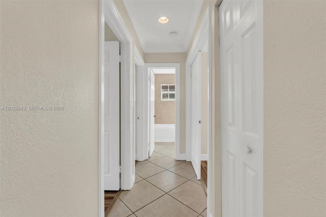 15311 SW 52nd Ter 15311, Miami, FL 33185