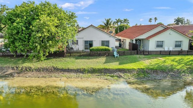15311 SW 52nd Ter 15311, Miami, FL 33185