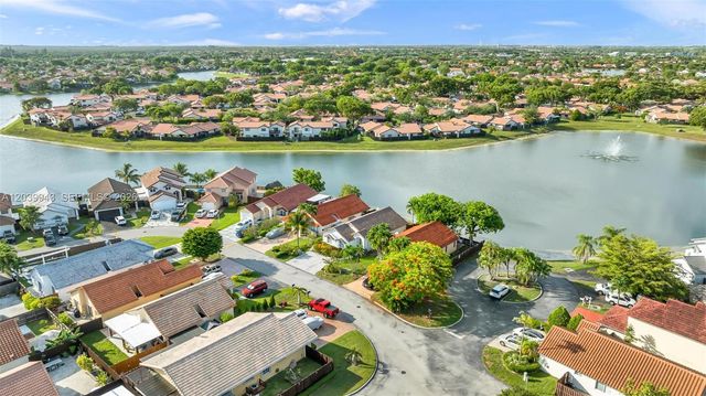 15311 SW 52nd Ter 15311, Miami, FL 33185