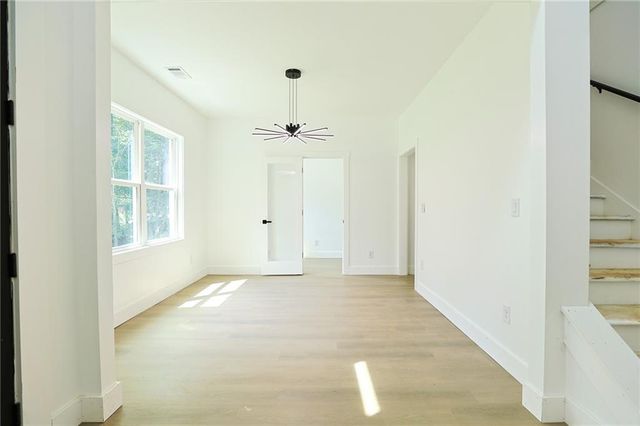 295 Huiet Dr, Mcdonough, GA 30252