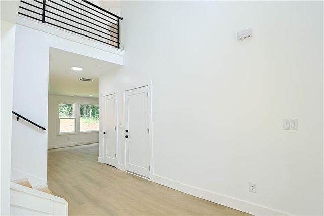 295 Huiet Dr, Mcdonough, GA 30252