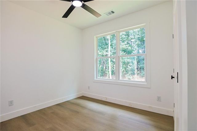 295 Huiet Dr, Mcdonough, GA 30252