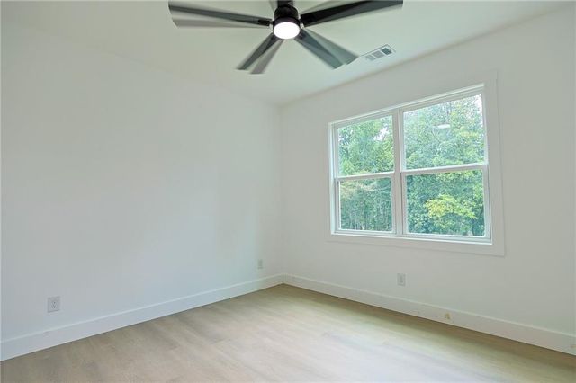 295 Huiet Dr, Mcdonough, GA 30252