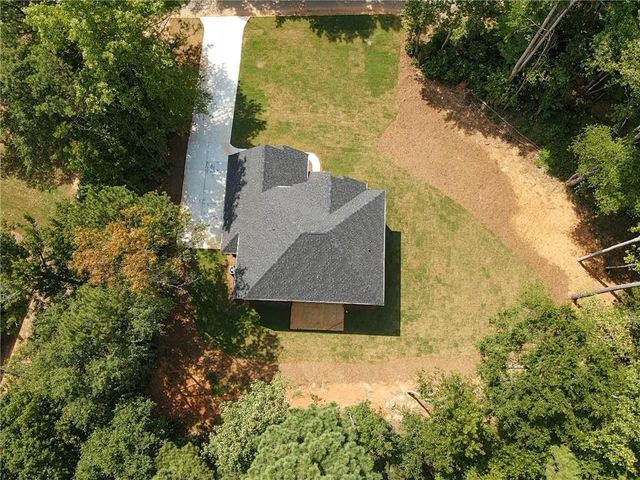 295 Huiet Dr, Mcdonough, GA 30252