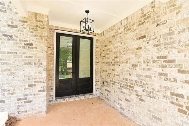 295 Huiet Dr, Mcdonough, GA 30252