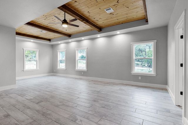 1522 Shady HOLW, New Braunfels, TX 78132