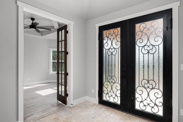 1522 Shady HOLW, New Braunfels, TX 78132