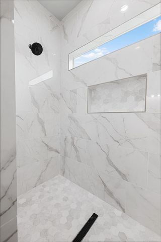 1522 Shady HOLW, New Braunfels, TX 78132