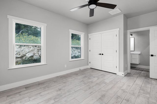 1522 Shady HOLW, New Braunfels, TX 78132