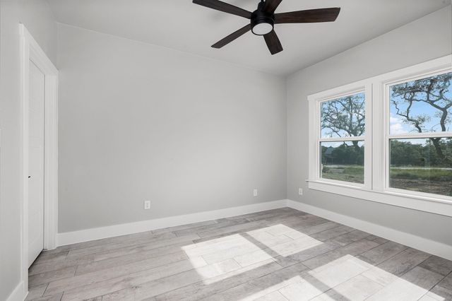 1522 Shady HOLW, New Braunfels, TX 78132