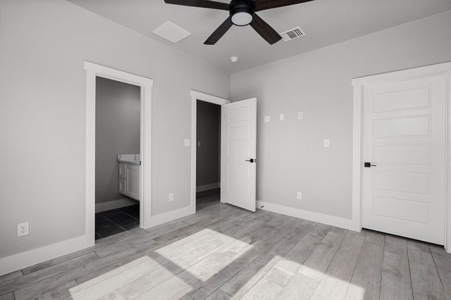 1522 Shady HOLW, New Braunfels, TX 78132