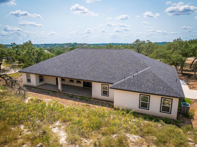 1522 Shady HOLW, New Braunfels, TX 78132