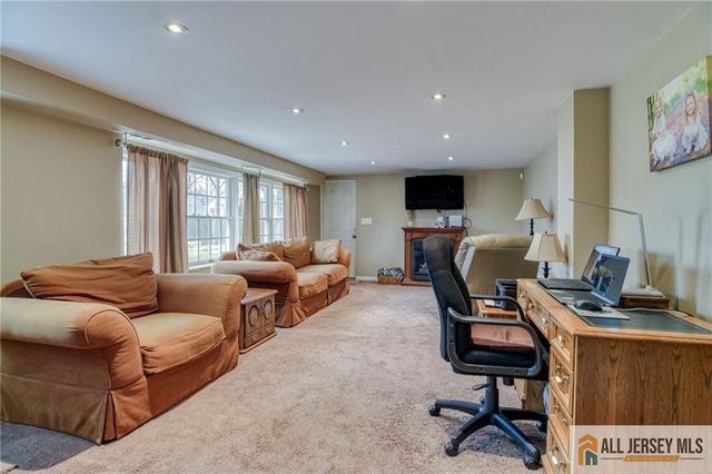 499 Old Stage Road, Spotswood, NJ 08884