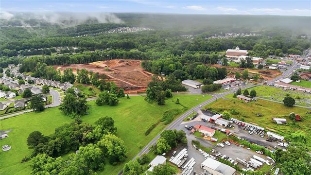 543 Hwy 53 W, Dawsonville, GA 30534