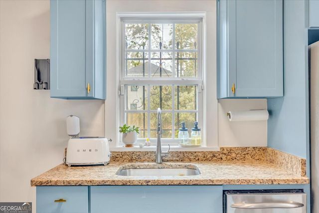 531 E 31st Street, Savannah, GA 31401