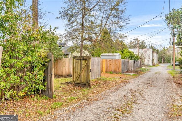 531 E 31st Street, Savannah, GA 31401