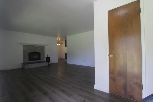 7231 Baldwin St, Valley Springs, CA 95252