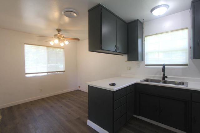 7231 Baldwin St, Valley Springs, CA 95252