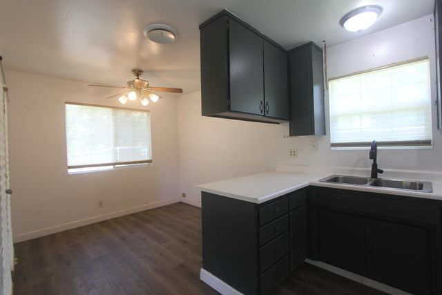 7231 Baldwin St, Valley Springs, CA 95252