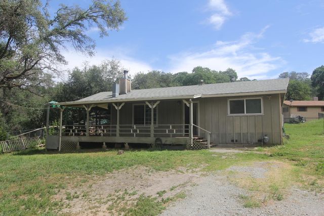 7231 Baldwin St, Valley Springs, CA 95252