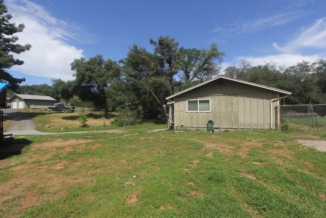 7231 Baldwin St, Valley Springs, CA 95252