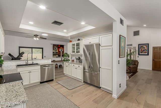 5630 N Moccasin Trail, Tucson, AZ 85750