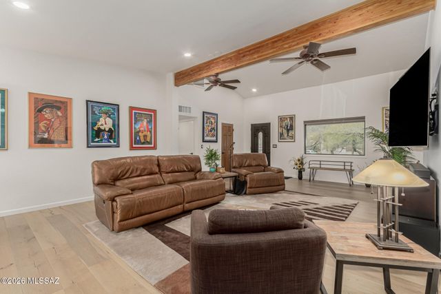 5630 N Moccasin Trail, Tucson, AZ 85750