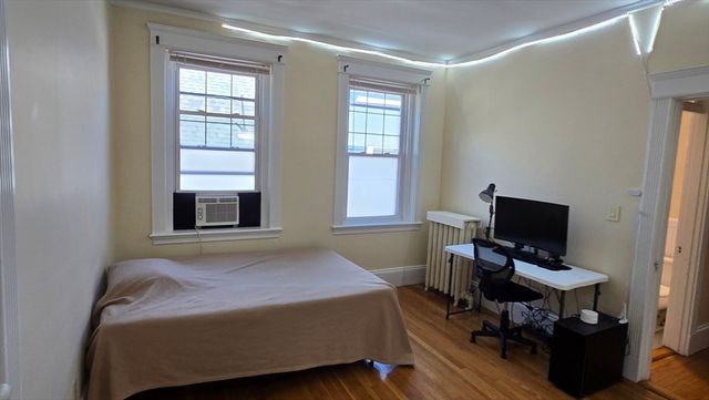 61 Quint Ave 8, Boston, MA 02134